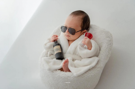 简阳宝宝嘴唇上翘